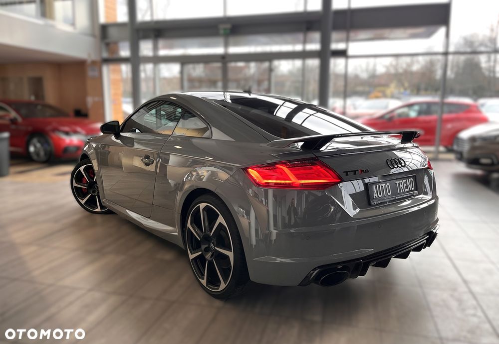 Audi TT RS Coupé - 4