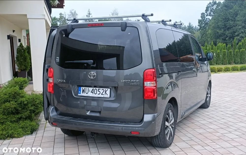 Toyota ProAce Kombi D-4D Medium 2,8t - 3