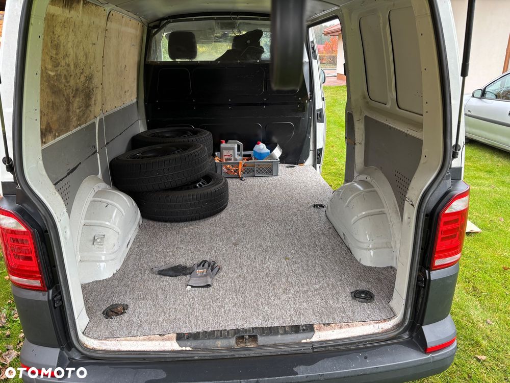 Volkswagen Transporter - 5