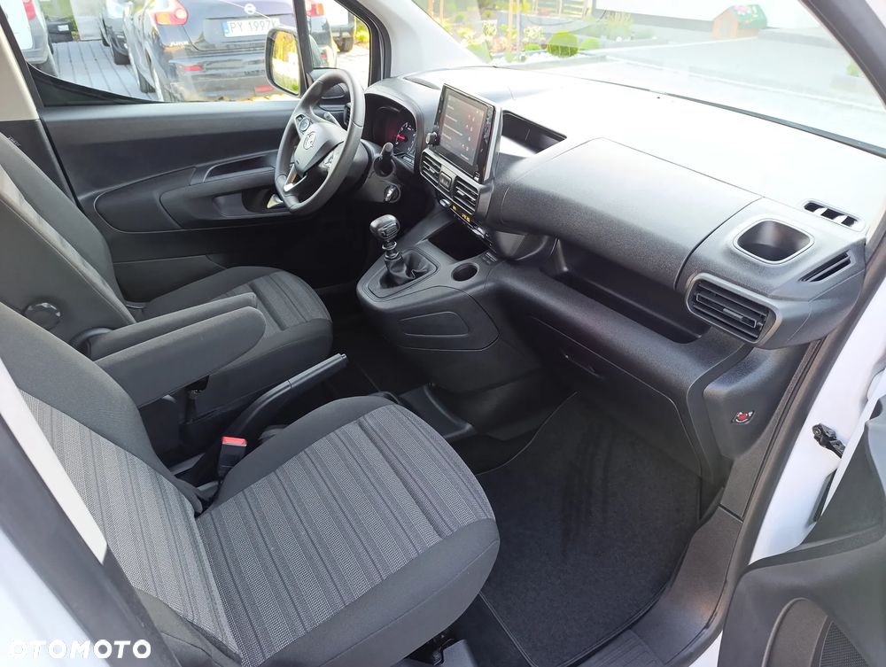 Opel Combo - 17