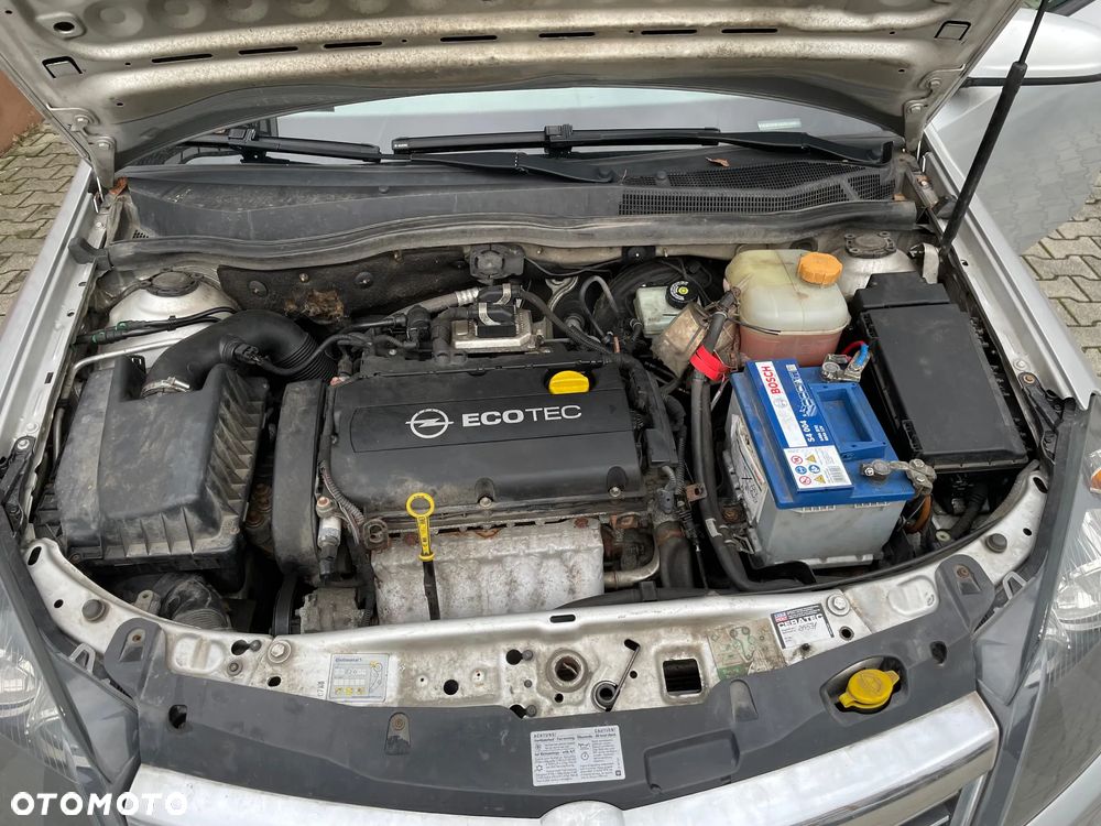 Opel Astra 1.6 - 12