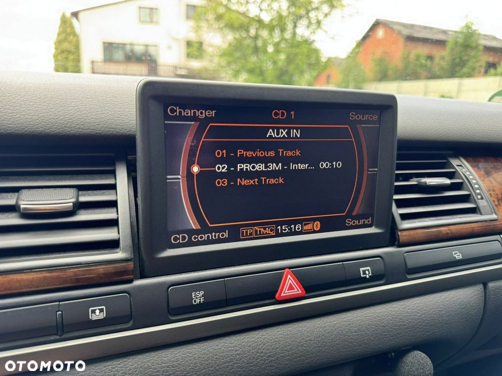 Audi A8 - 25