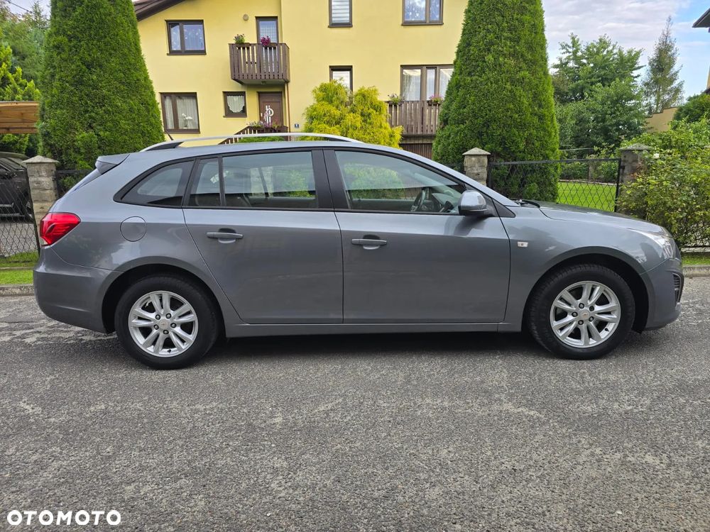 Chevrolet Cruze 1.7TD LT+ - 12