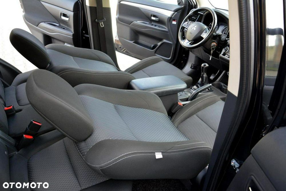 Mitsubishi Outlander 2.0 2WD Edition - 18