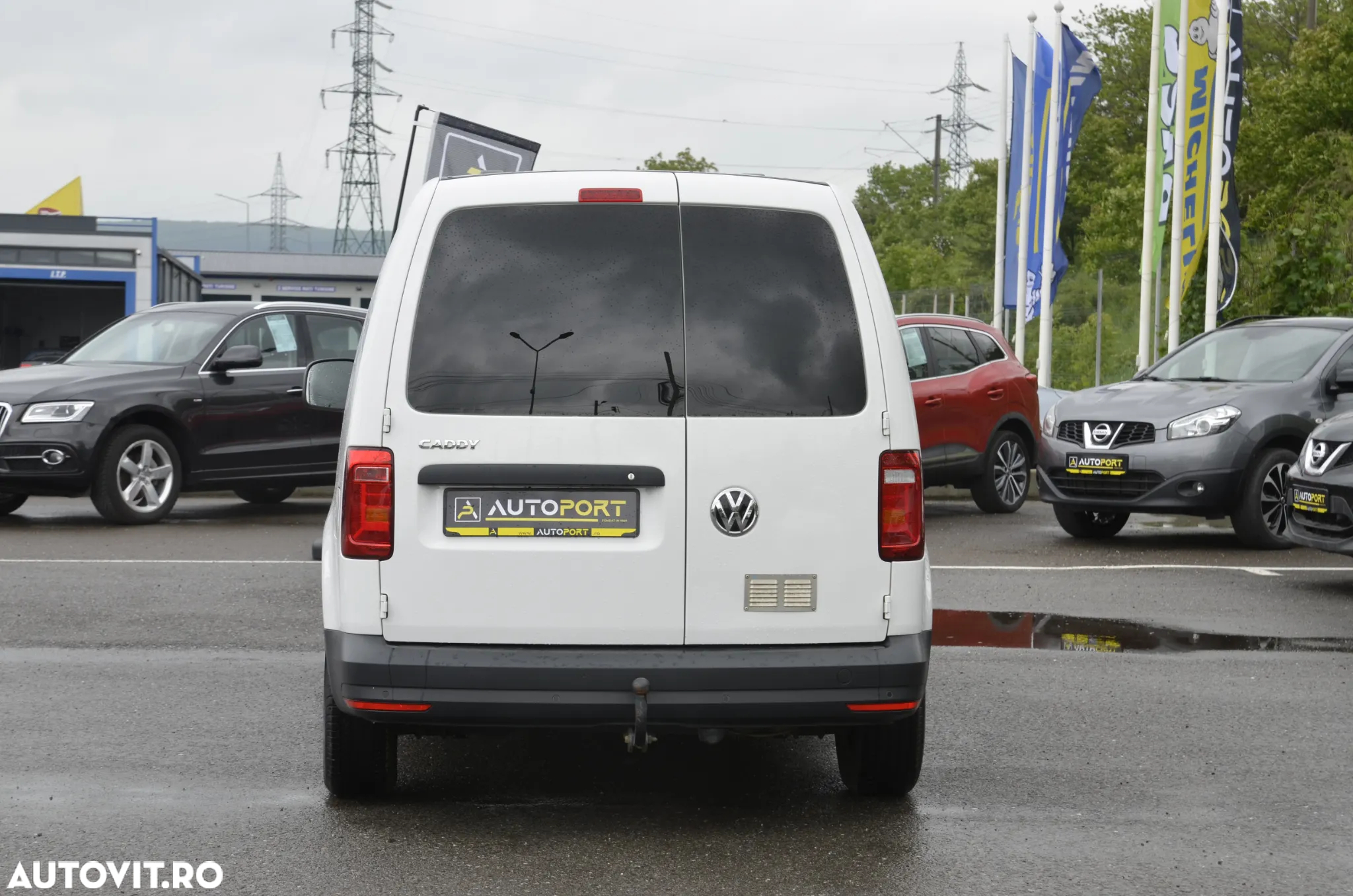 Volkswagen Caddy - 9