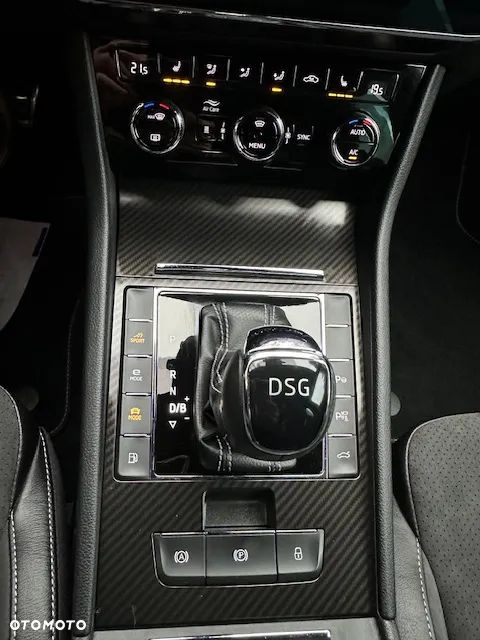 Skoda Superb 1.4 TSI Plug-In Hybrid Sportline DSG - 34