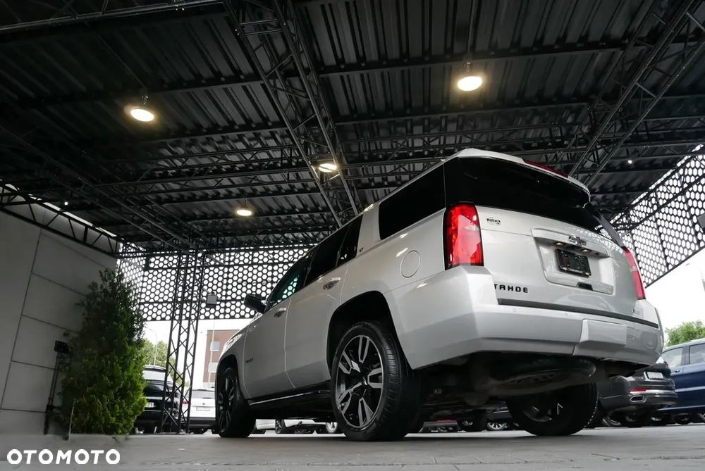 Chevrolet Tahoe - 12