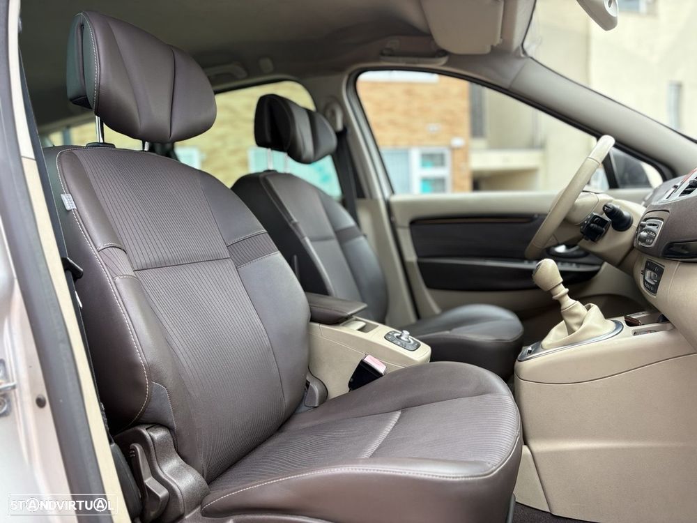 Renault Grand Scénic 1.5 dCi Luxe 7L - 10