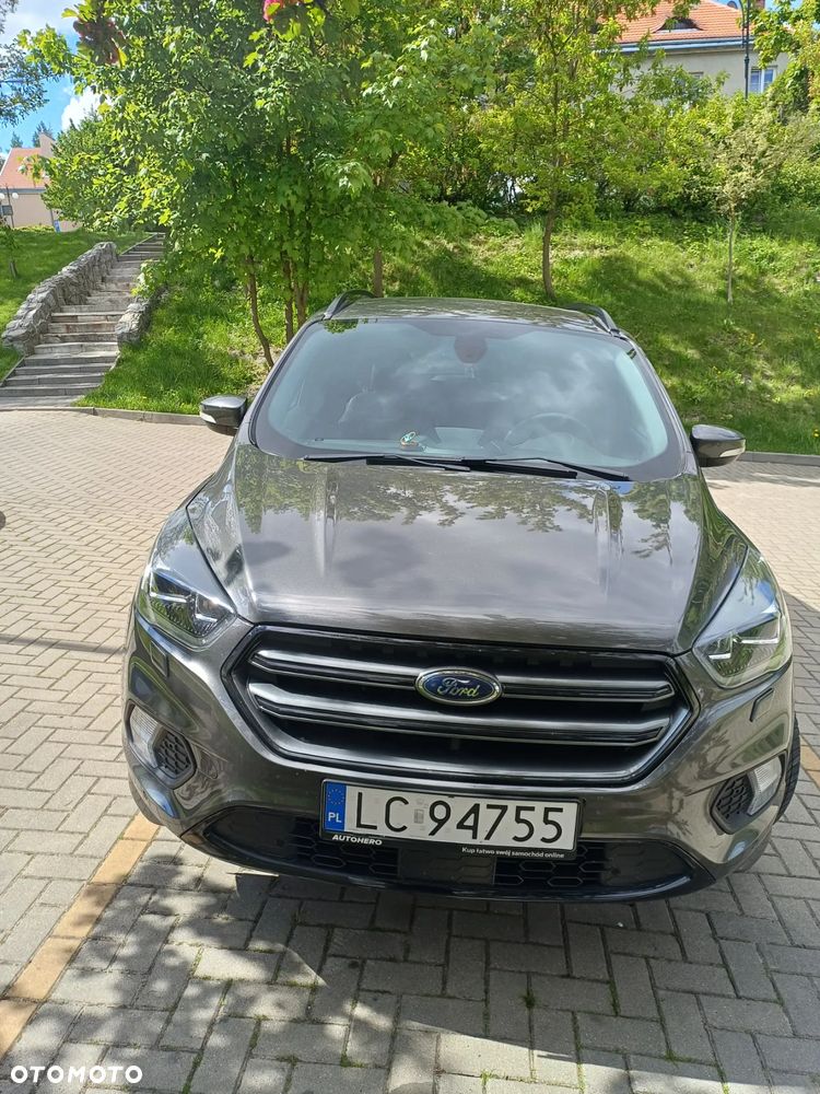 Ford Kuga - 12