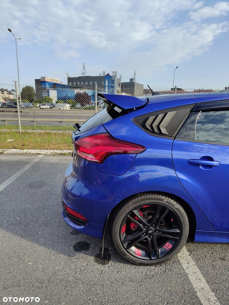 Ford Focus 2.0 EcoBoost ST-2 - 10