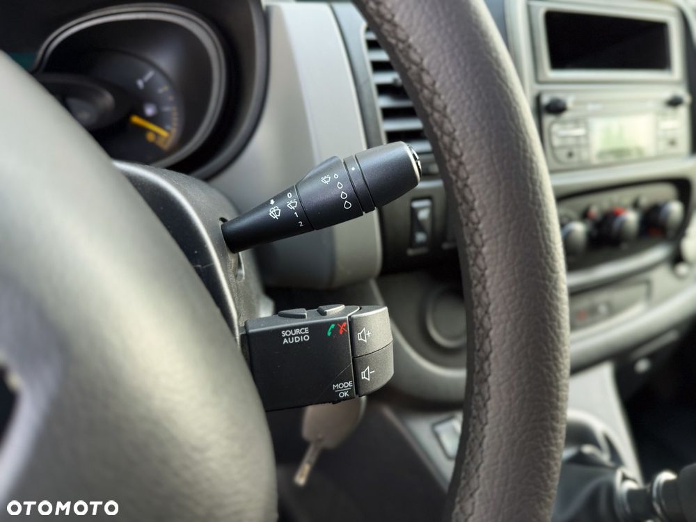Renault Traffic DCi90 - 24