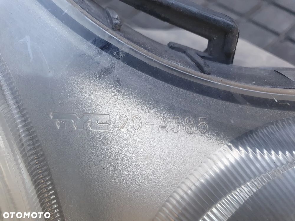 Volkswagen Polo III 6N 6N2 6NF Lampa przednia 20A385 TYC - 3