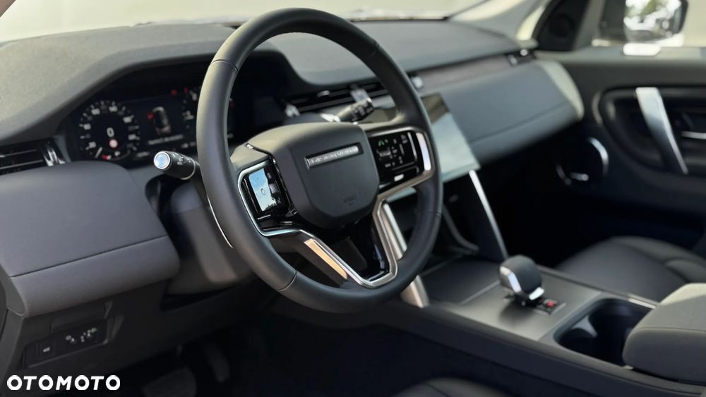 Land Rover Discovery Sport - 10
