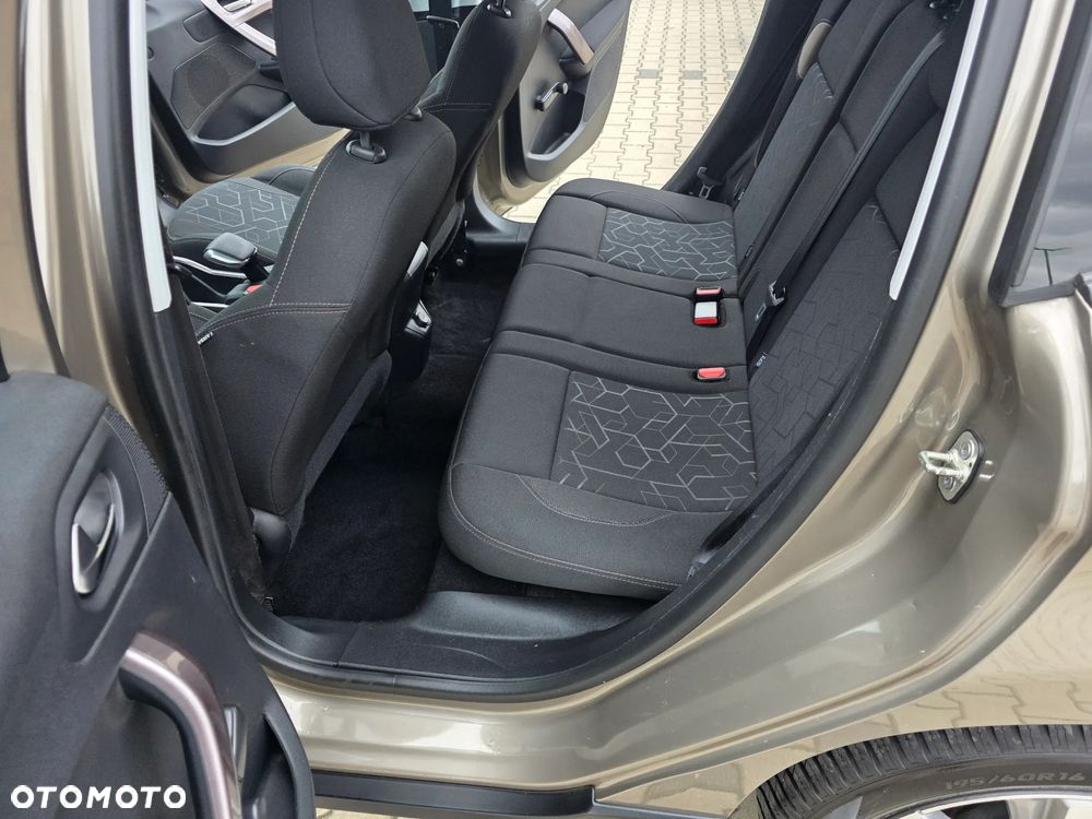 Peugeot 2008 1.2 Pure Tech Style EU6 - 18