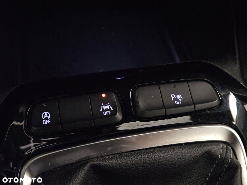 Opel Corsa 1.2 Edition S&S - 21