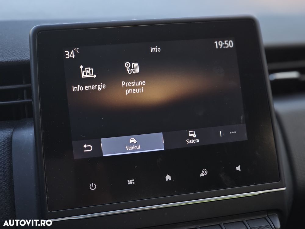 Renault Clio E-TECH Hybrid 140 BUSINESS EDITION - 31