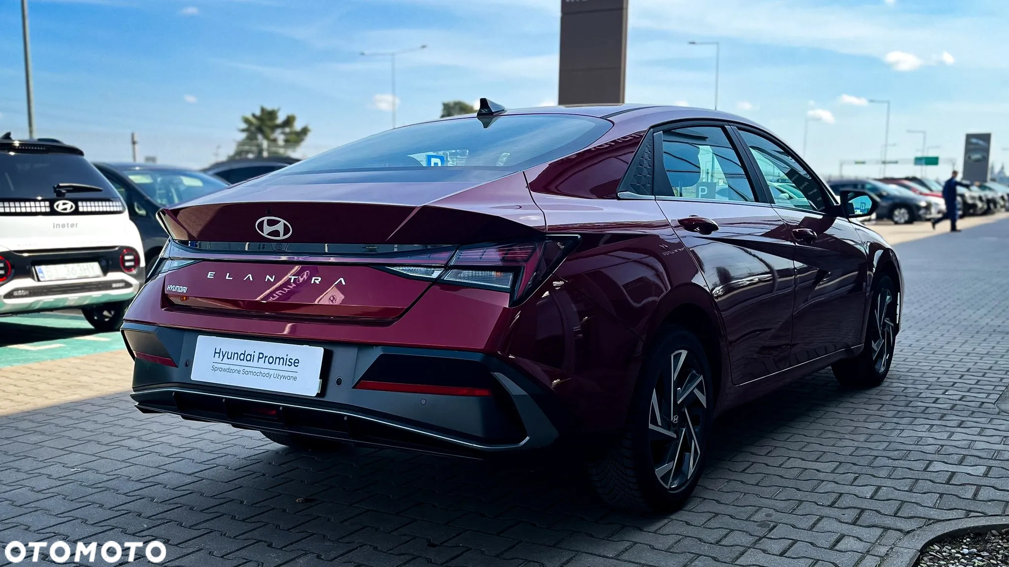 Hyundai Elantra 1.6 Smart CVT - 4