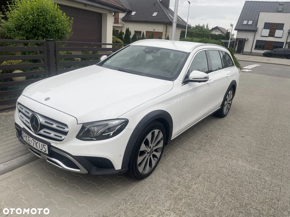 Mercedes-Benz Klasa E 220 d 4-Matic All-Terrain - 25