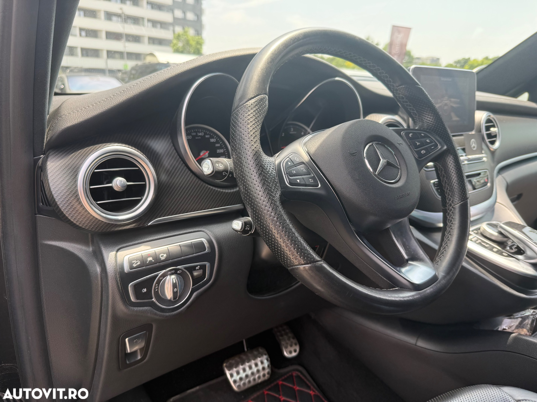 Mercedes-Benz V 250 d lang 4Matic 7G-TRONIC Exclusive Edition - 15