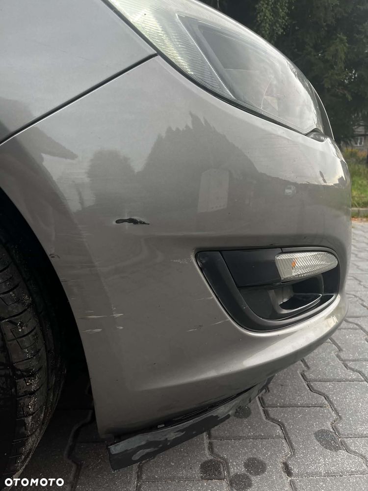 Opel Astra 1.4 T Executive - 8