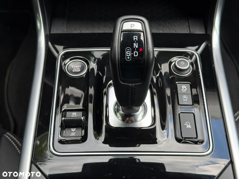 Jaguar XE 2.0 D200 mHEV R-Dynamic Black - 13