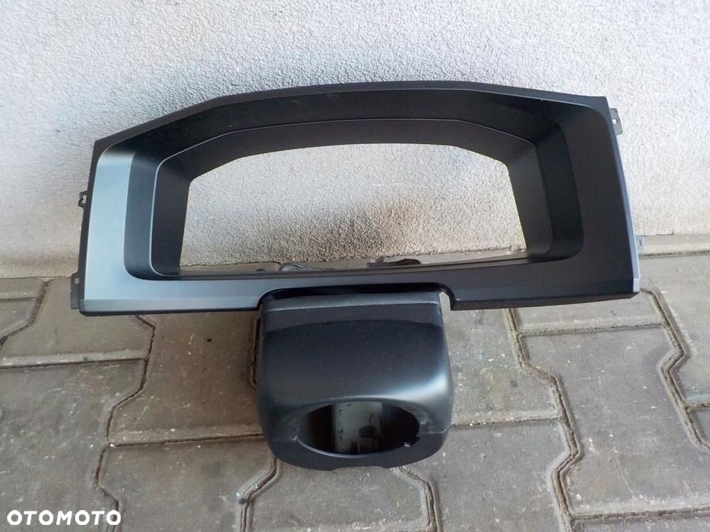 VW T6 PLASTIK RAMKA LICZNIKA OSŁONA STACYJKI - 1
