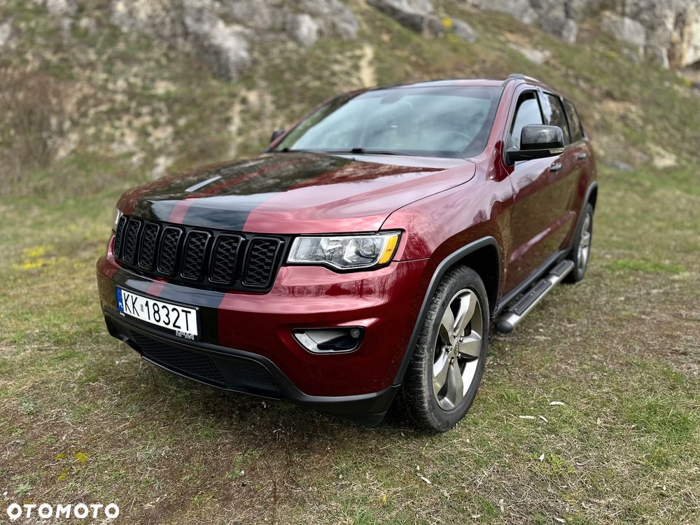 Jeep Grand Cherokee - 1