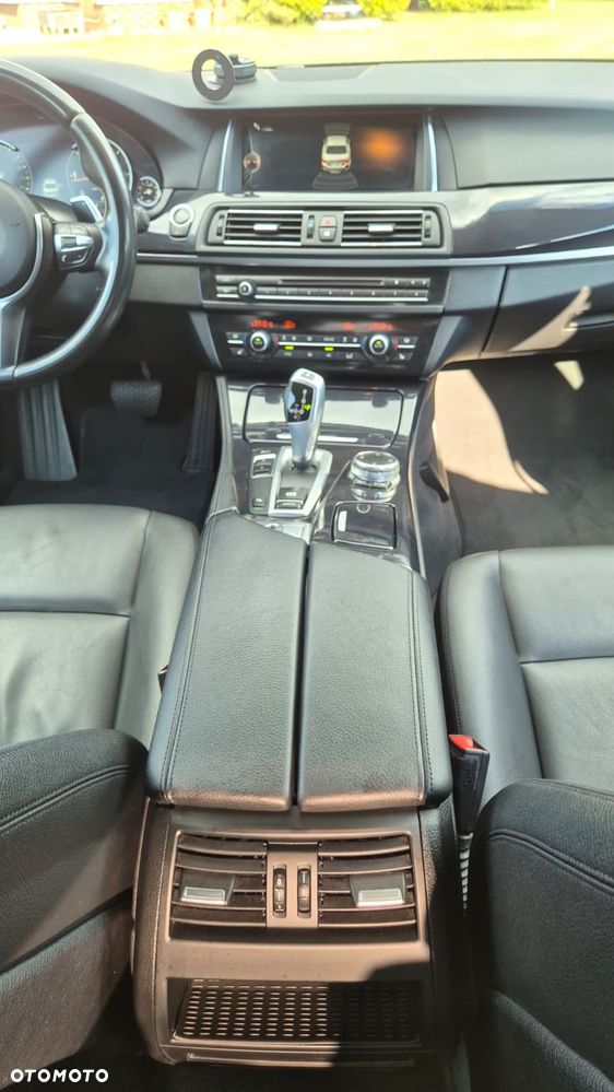 BMW Seria 5 518d - 8
