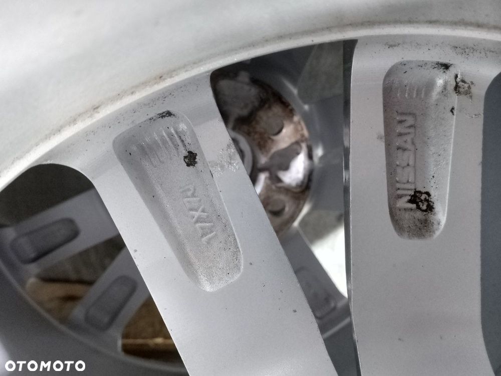 FELGI ALUMINIOWE KOMPLET 17 Z OPONAMI NISSAN QASHQAI ( 06-12 ) 4EA1A - 5