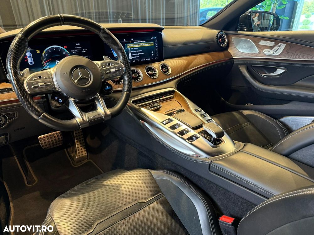 Mercedes-Benz AMG GT 53 4MATIC+ MHEV - 12
