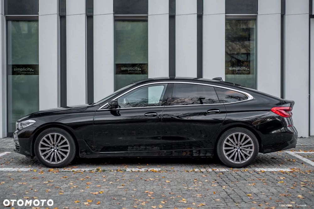 BMW 6GT - 5