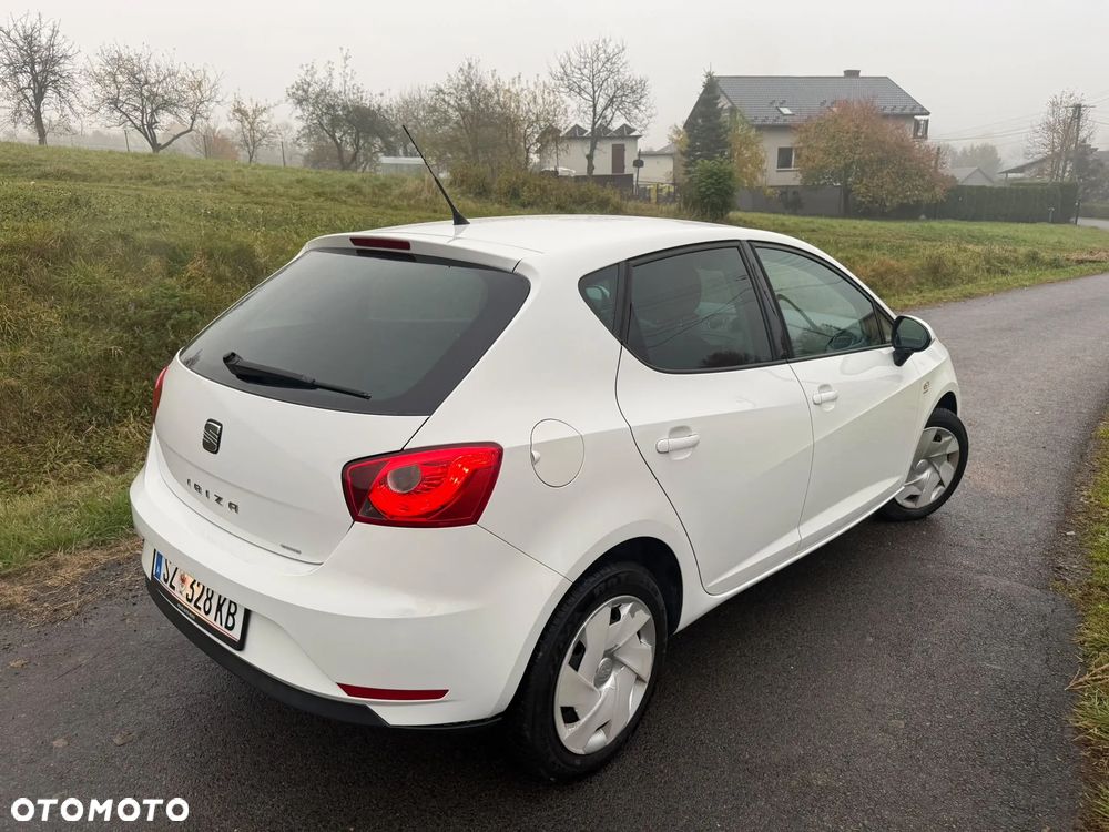 Seat Ibiza 2012 photo 3
