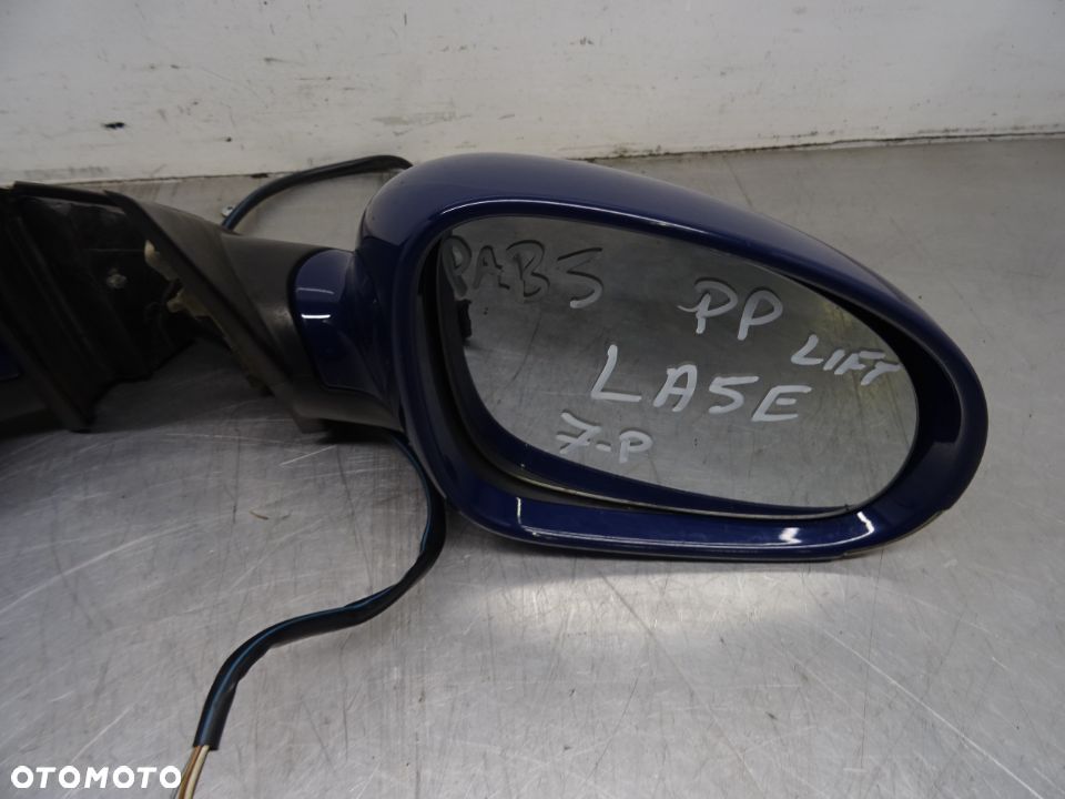 VW PASSAT B5 LIFT KOMBI 1.9 TDI LUSTERKO ZEWNĘTRZNE PRAWE LA5E 7 PIN - 1