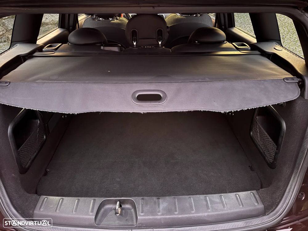 MINI Clubman Cooper D - 18