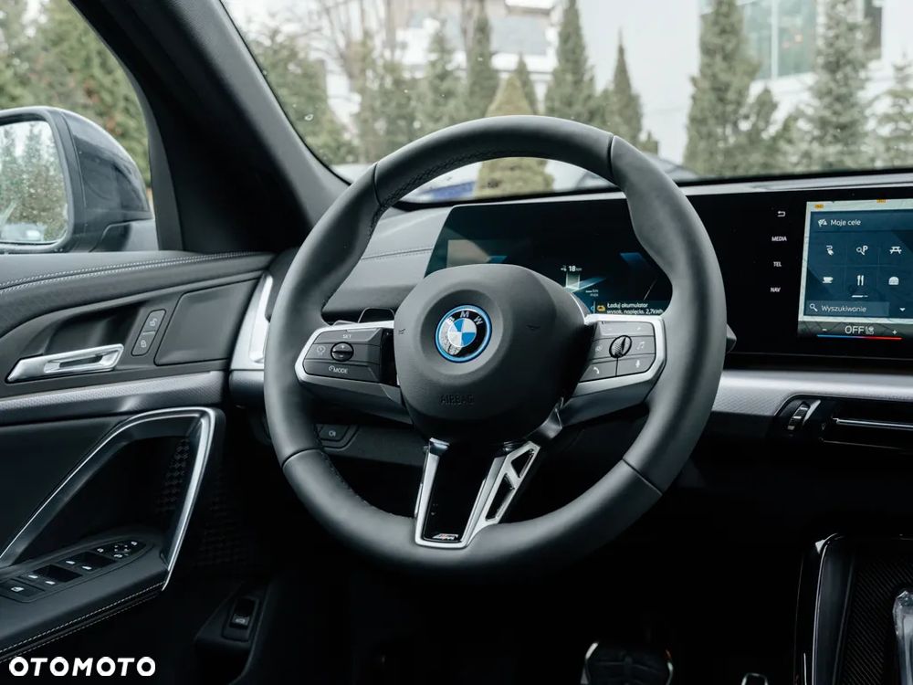 BMW iX2 eDrive20 - 7