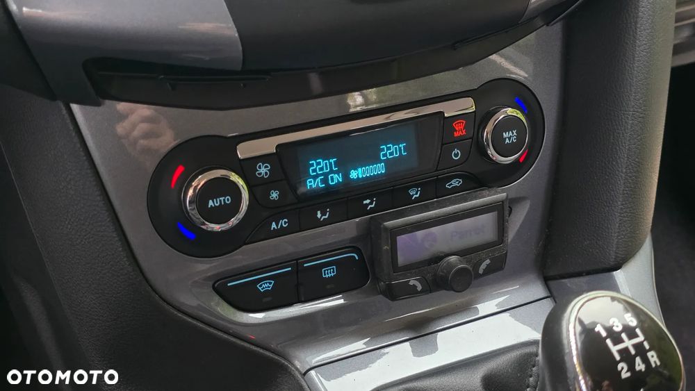 Ford Focus 1.6 Ti-VCT Titanium - 25