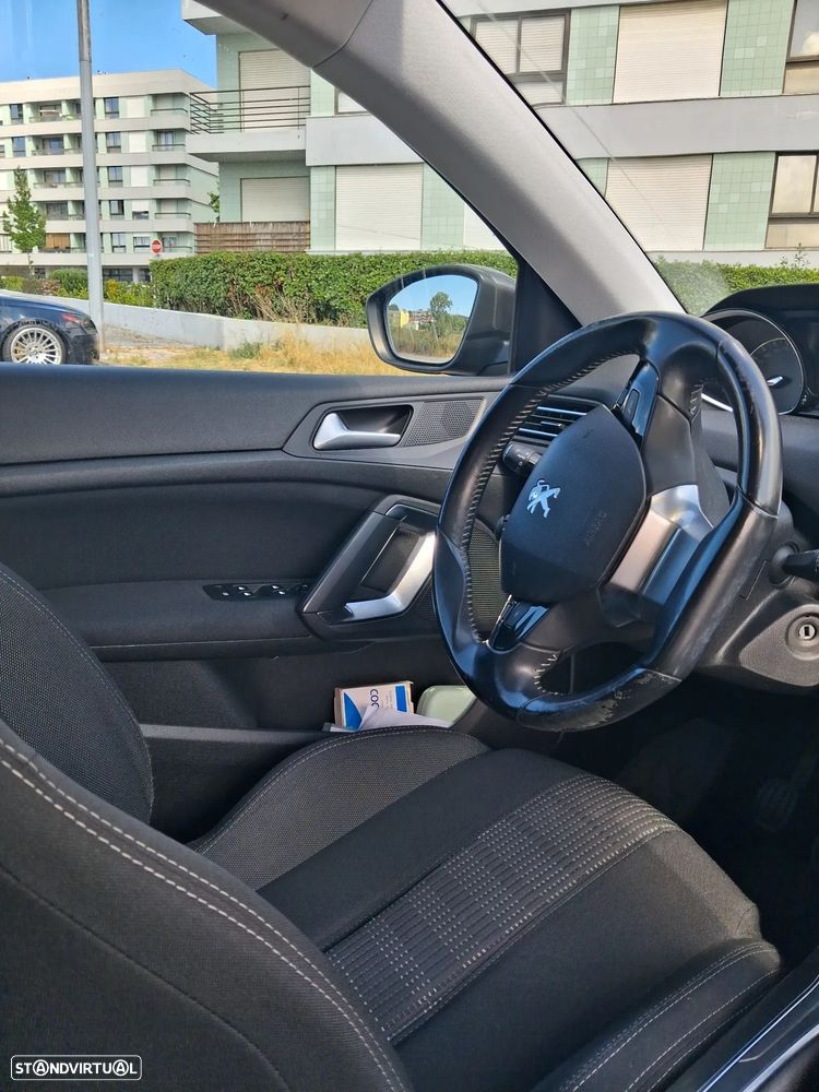 Peugeot 308 1.6 e-HDi Allure - 8
