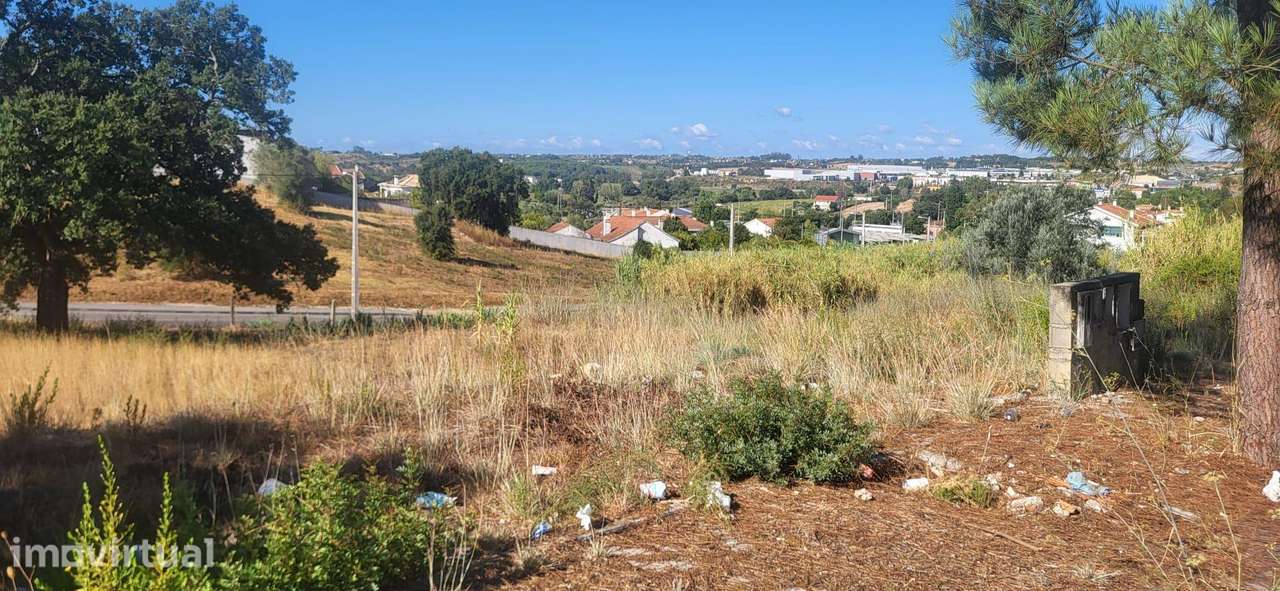 Terreno Urbano - Grande imagem: 5/17
