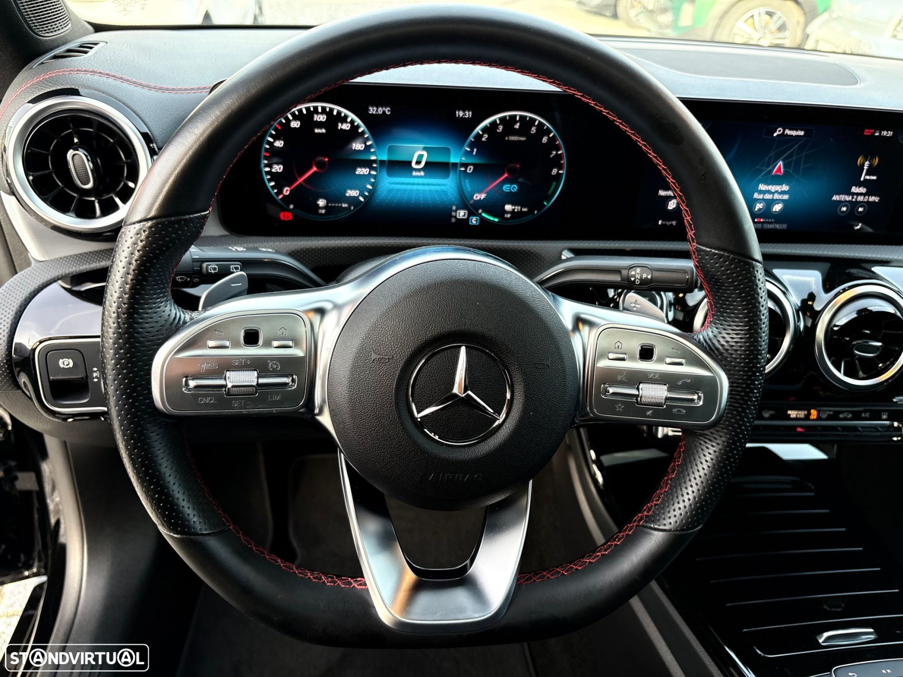 Mercedes-Benz CLA 250 e Shooting Brake AMG Line - 14