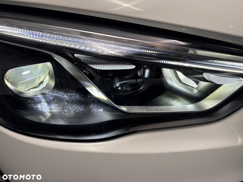 Mercedes-Benz GLA 200 Progressive - 26