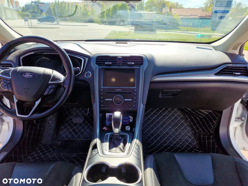 Ford Mondeo 2.0 TDCi Titanium 4WD PowerShift - 27