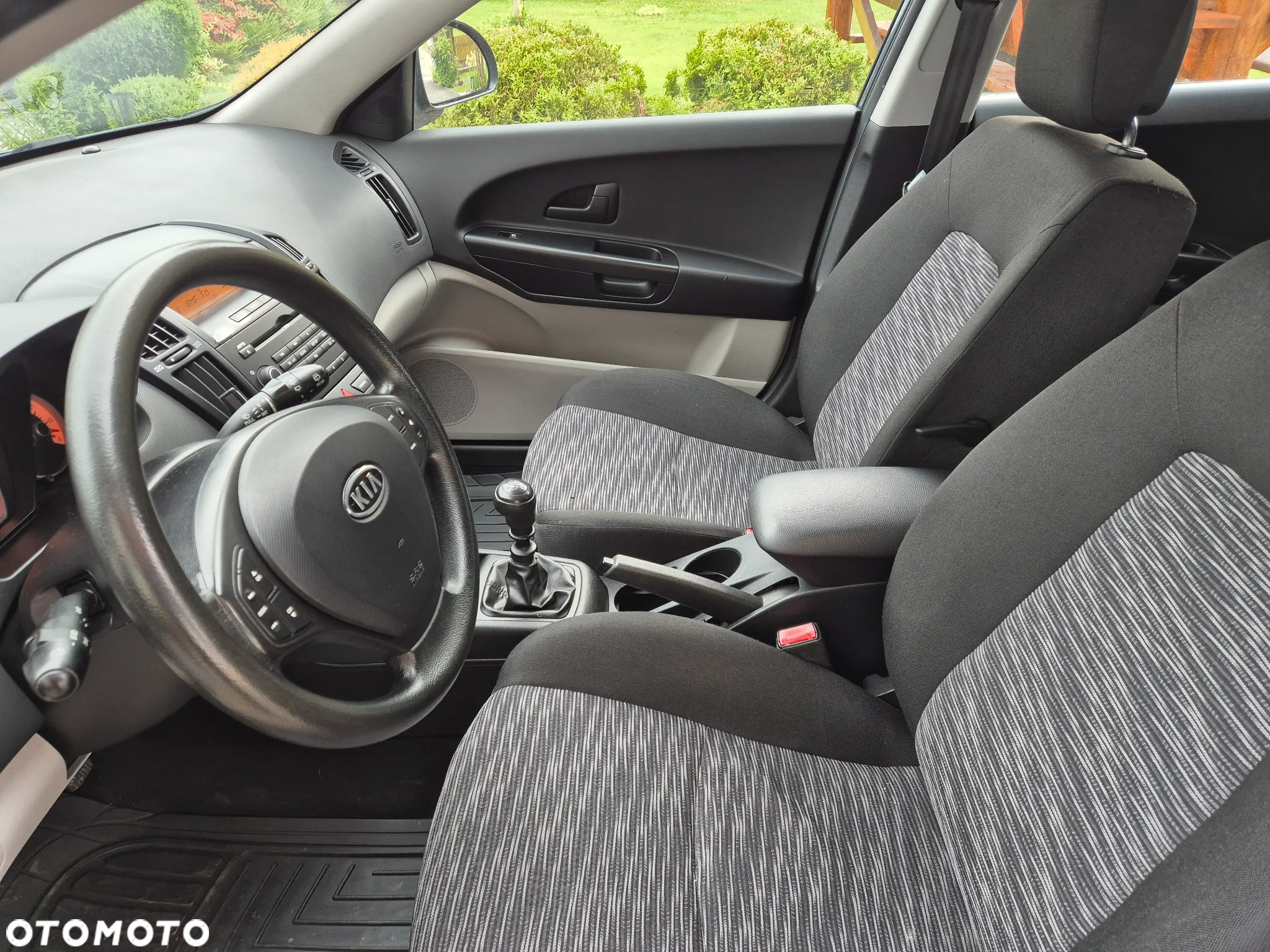 Kia Ceed Cee'd 1.4 L - 10