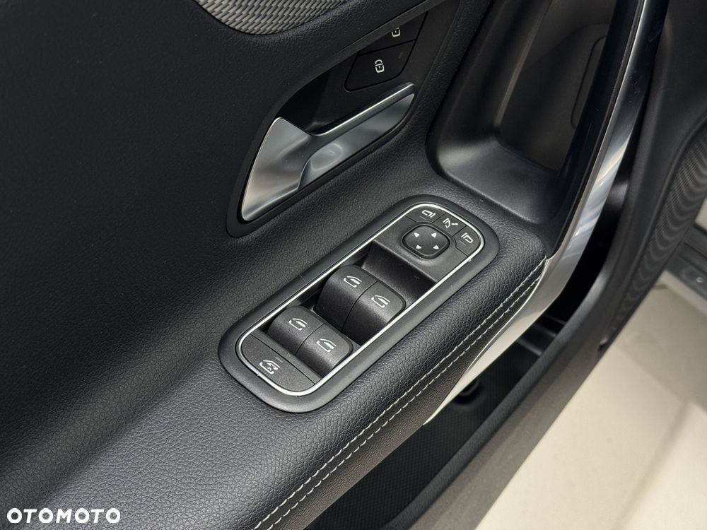 Mercedes-Benz CLA - 22