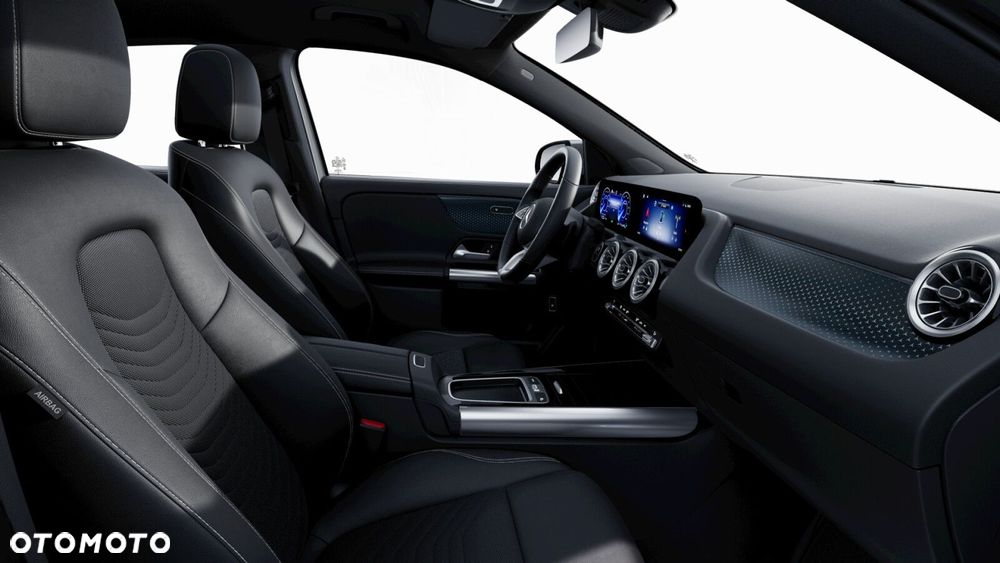 Mercedes-Benz EQA - 9