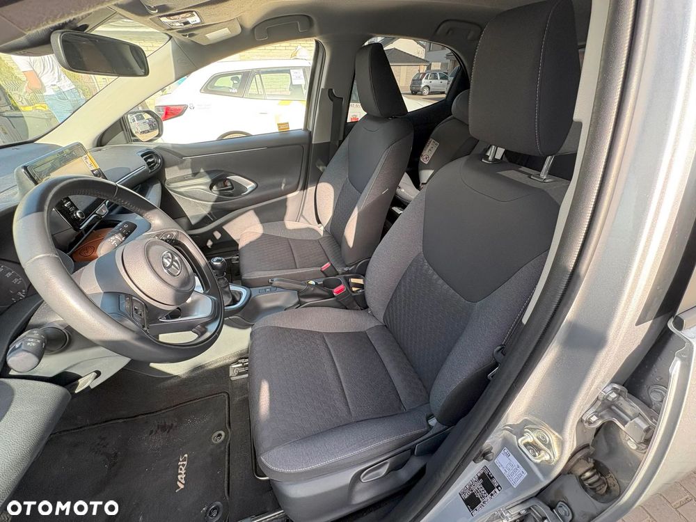 Toyota Yaris 1.5 Comfort - 13