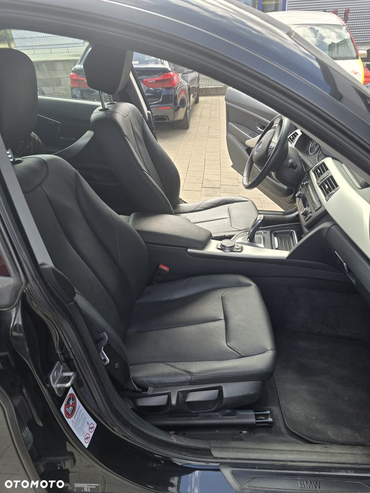 BMW 3GT 320d xDrive Sport-Aut Luxury Line - 2