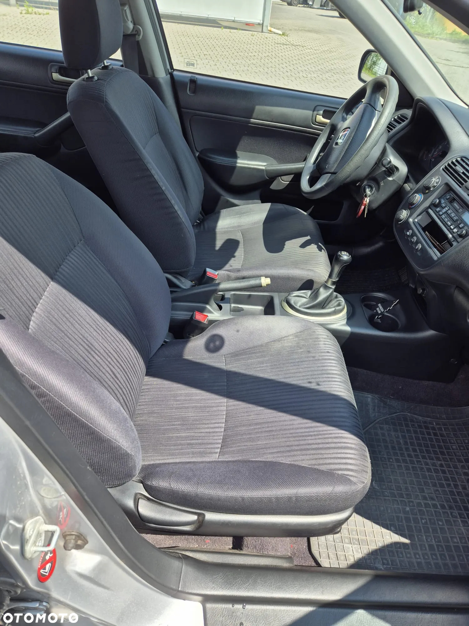 Honda Civic 1.4i S - 15