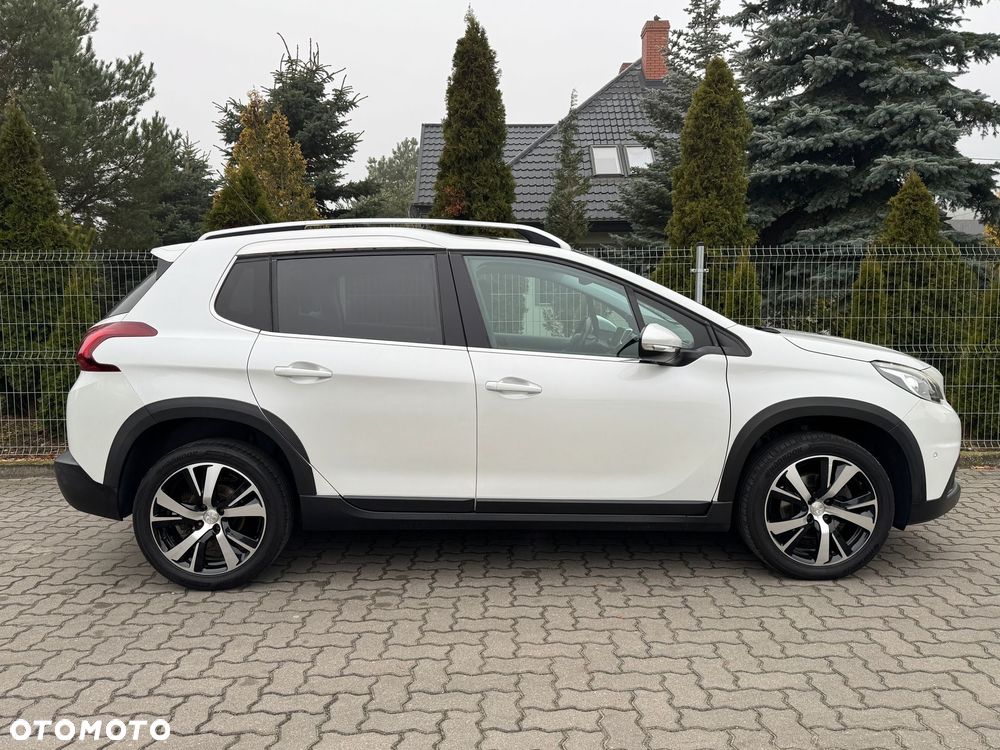 Peugeot 2008 PureTech 110 Stop&Start Allure - 4