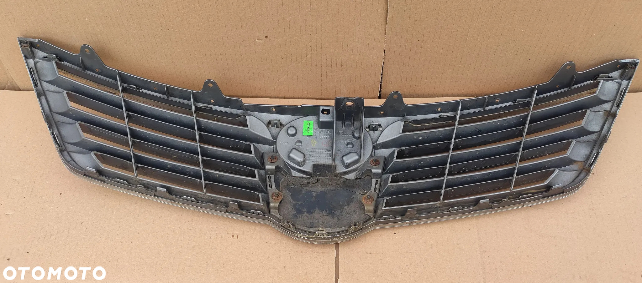 Atrapa Gril Grill Znaczek RADAR Toyota Avensis T27 2008- - 3