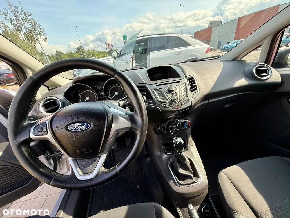 Ford Fiesta 1.25 Ambiente EU5 - 5